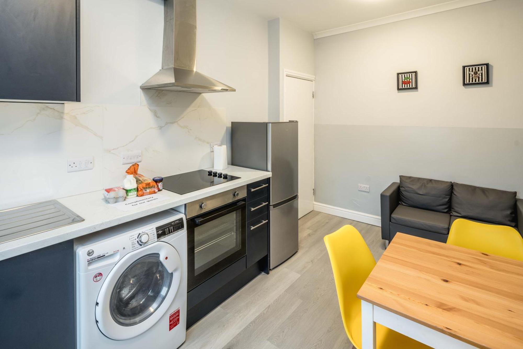 Free Parking, 2 Beds,Close To Train Station 贝德福德 外观 照片